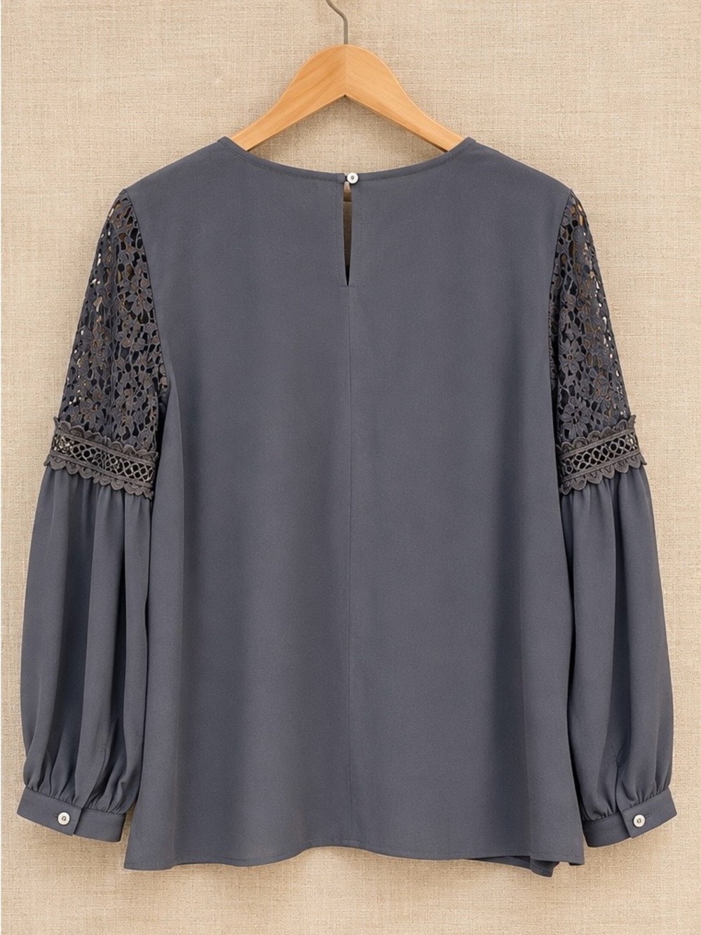 LOFT Gray Lace Sleeve Blouse 100% Rayon Balloon Sleeve Elegant NWT - Picture 4 of 6